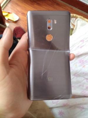 小米5s更换后盖(小米5拆后盖)-图2 小米5s更换后盖(小米5拆后盖)-图2