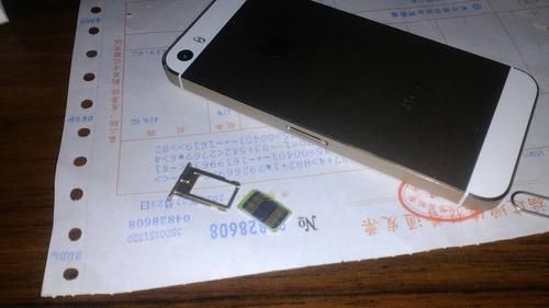 苹果5s换卡槽（iphone5s卡槽坏了）