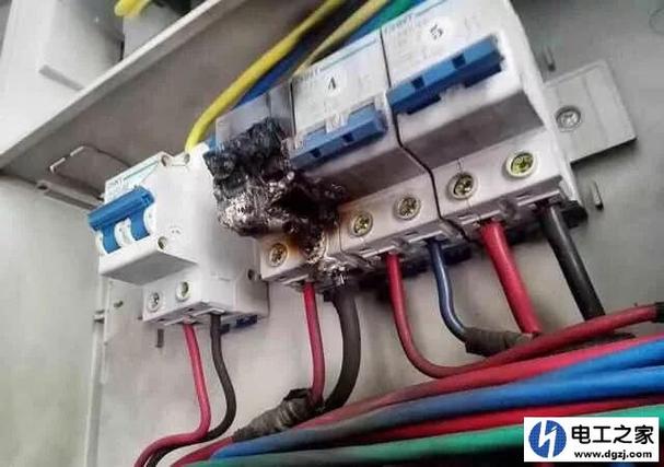 零线漏电损坏主板(零线漏电会引起火灾吗)-图3 零线漏电损坏主板(零线漏电会引起火灾吗)-图3